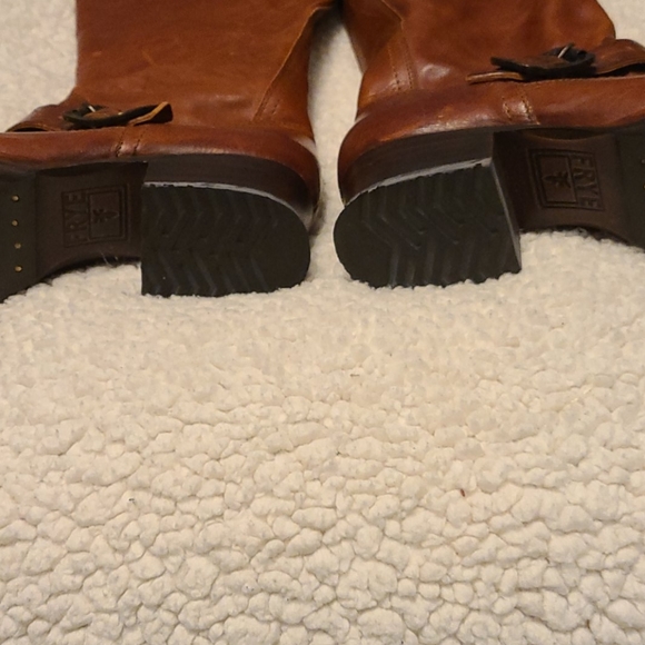 Frye leather boots with buckle size 6 - Picture 2 of 7
